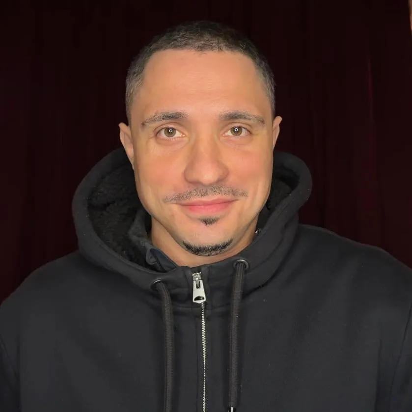Мовний скандал у “Добробуті”: дитині відмовили в прийомі через українську
