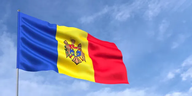 Молдова вручила протест послу РФ через Дністер: на зустріч принесли воду з річки