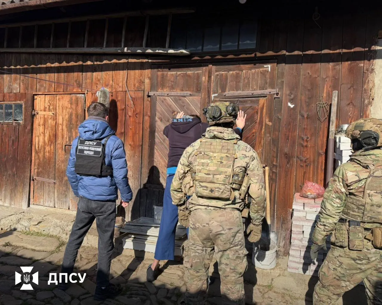 На Київщині затримали організатора схеми незаконного виїзду до Словаччини