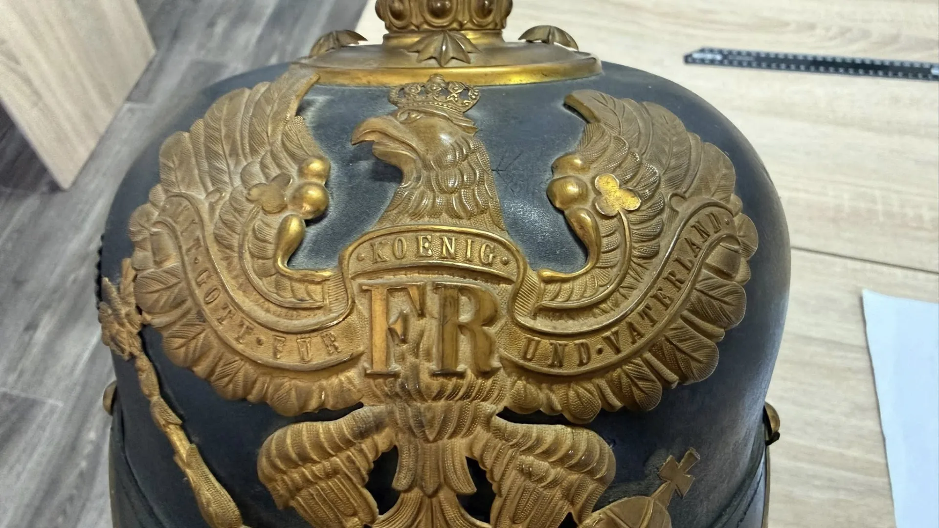 Kyiv customs officials seized a Prussian officer’s helmet dating from 1915 in a parcel bound for the US 