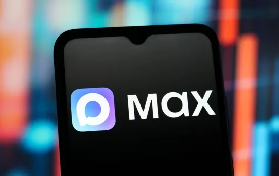 On the Russian version of MAX, users are subscribed to pro-war channels that they cannot unsubscribe from
