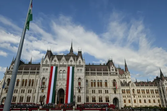 Tensions are rising in Hungary ahead of the election; Orbán may resort to extreme measures in the event of defeat