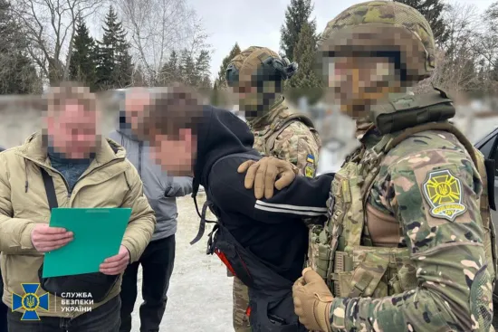 The SSU has detained a soldier suspected of spying for the Russian and Belarusian intelligence services