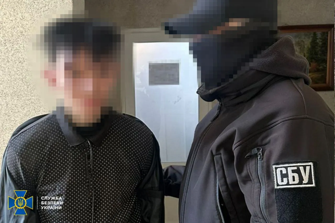 Правоохоронці у кількох регіонах затримали шістьох підозрюваних у підпалах на замовлення рф