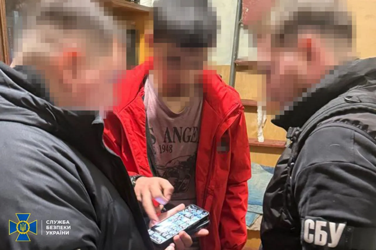 Правоохоронці у кількох регіонах затримали шістьох підозрюваних у підпалах на замовлення рф
