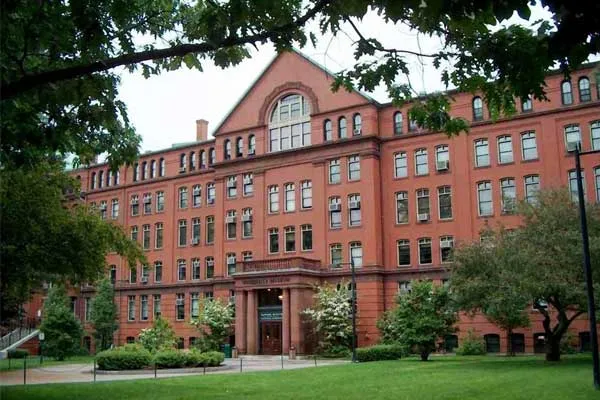 Мін’юст США подав позов проти Гарварду через антисемітизм у кампусі