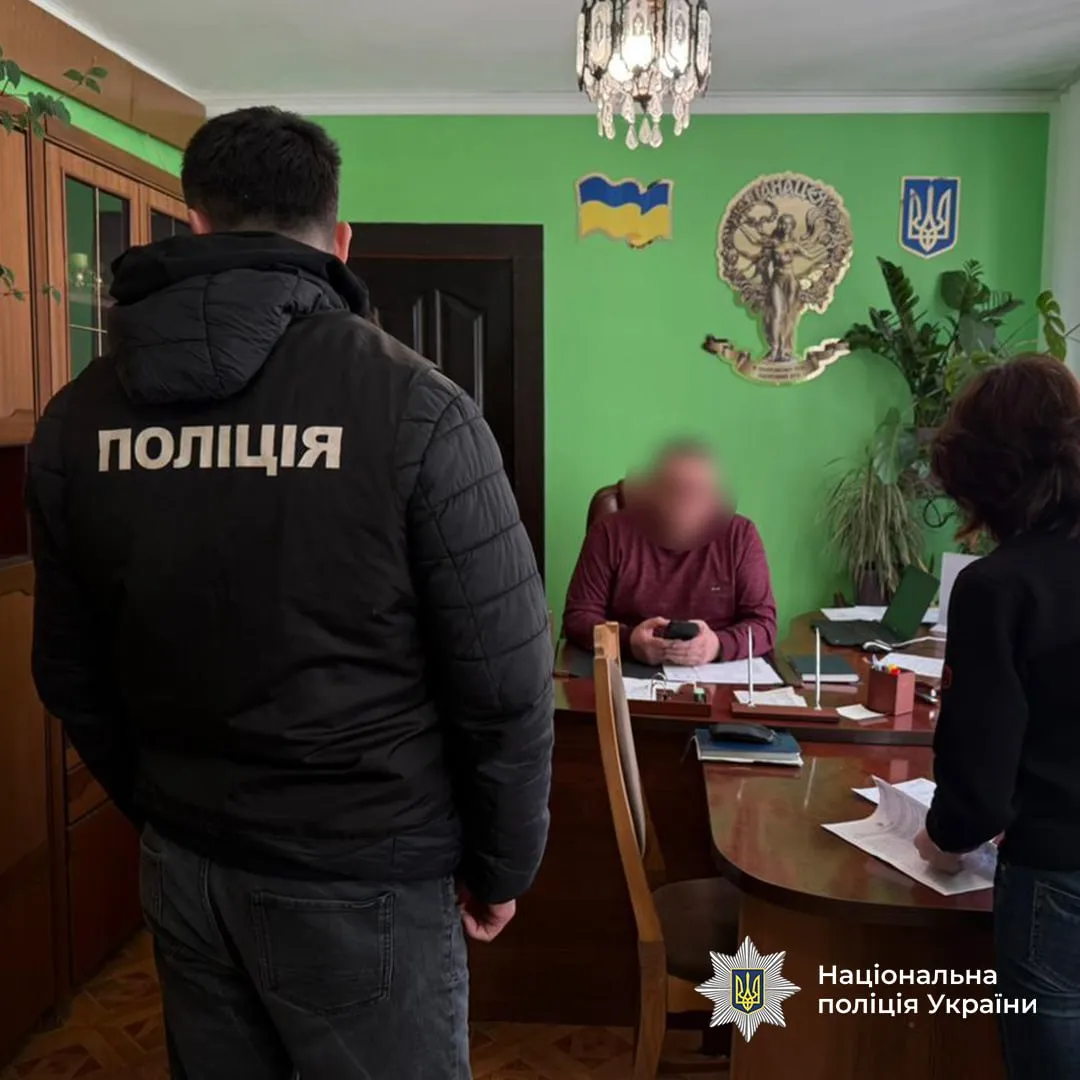 Поліція викрила схеми привласнення понад 100 млн грн у медзакладах
