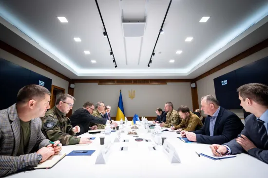 Делегація НАТО високого рівня вперше приїхала в Україну під час великої війни