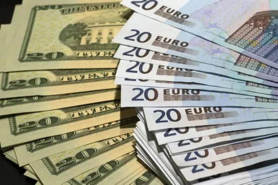 Exchange rates as of 23 March: the hryvnia strengthened against the dollar but weakened against the euro