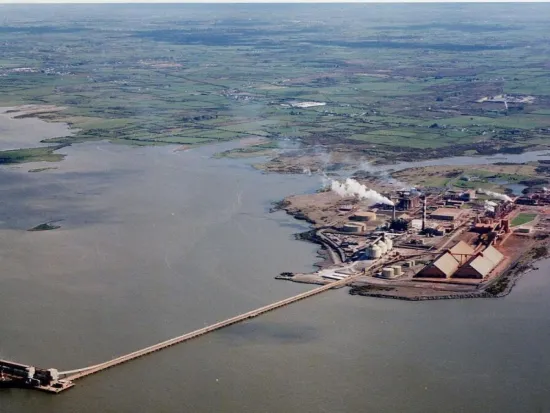 Deripaska’s plant in Ireland supplies Russia with alumina for weapons production — The Guardian