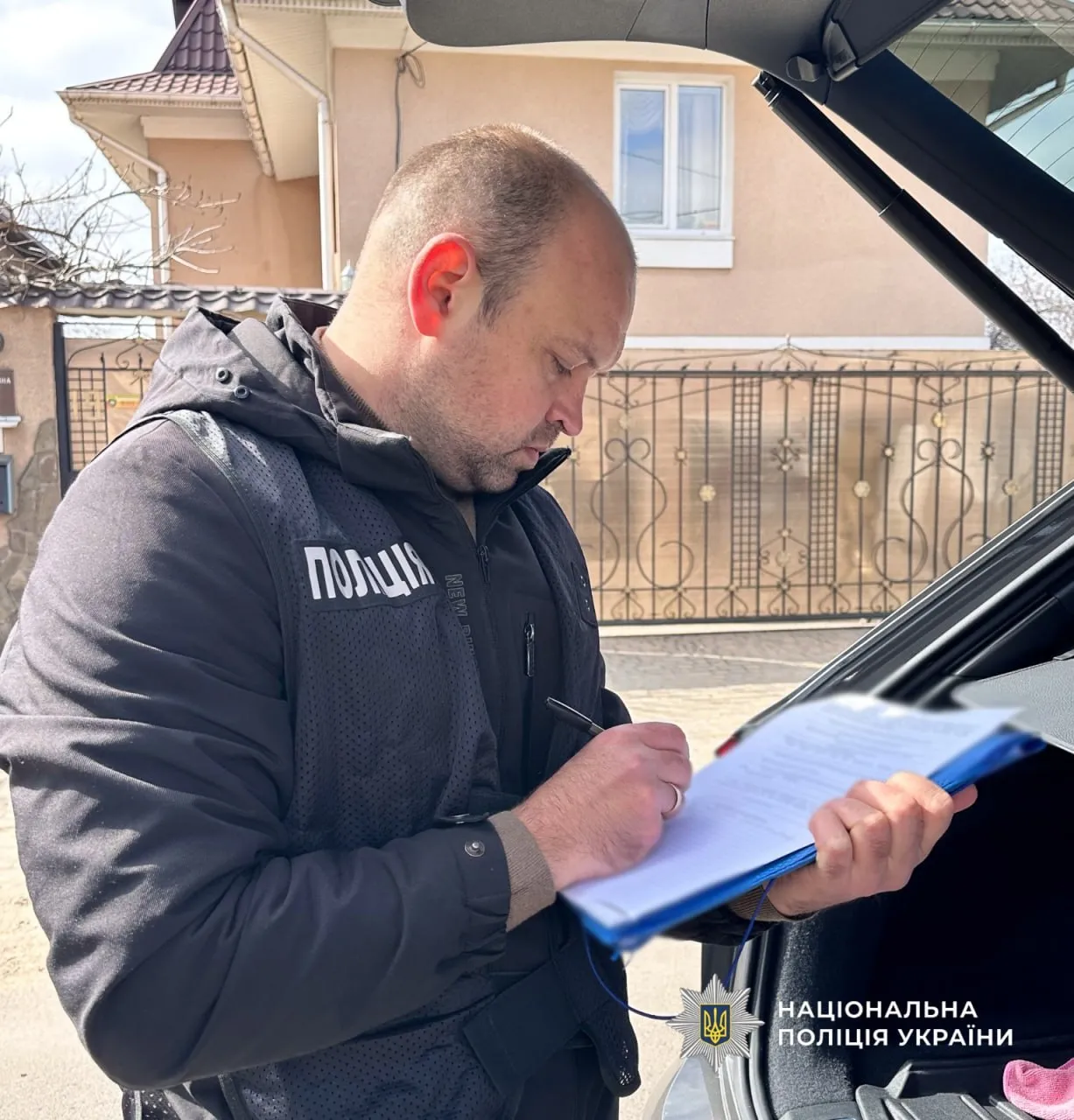 На Одещині викрили групу шахраїв, які ошукували військових під виглядом продажу авто