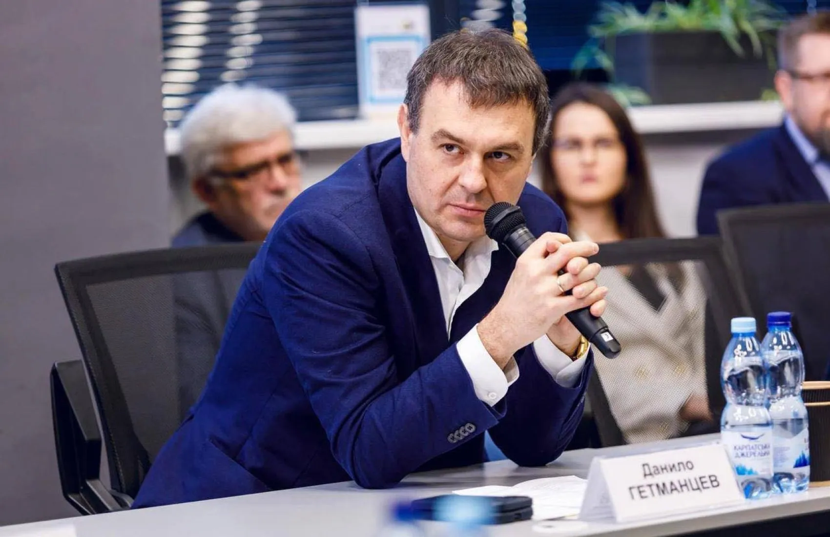 Гетманцев відповів Поперешнюку на ідею урізати бюджет удвічі