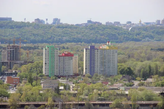 Why have old apartments become popular in Kyiv