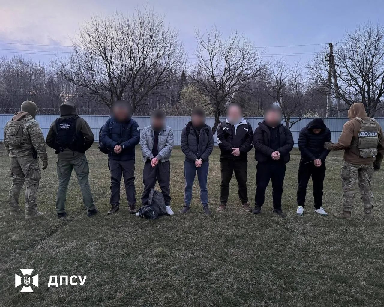 An organised group involved in smuggling conscripts abroad has been uncovered in Bukovina