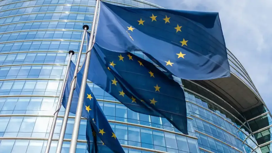 ЄС готується до затяжної енергокризи: у Брюсселі радять менше їздити і працювати дистанційно