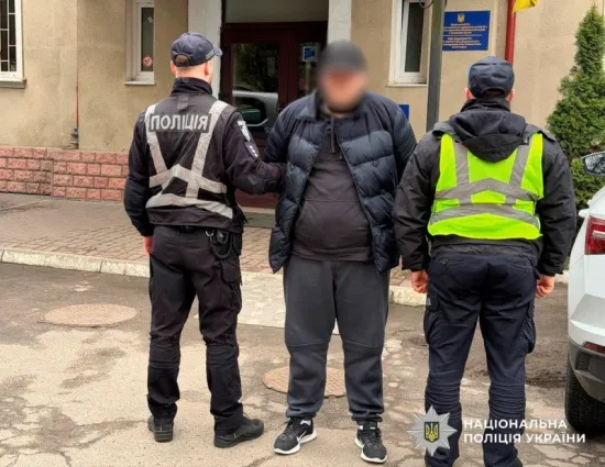 Нападником на військового ТЦК у Львові, виявився інспектор Львівської митниці — його затримали