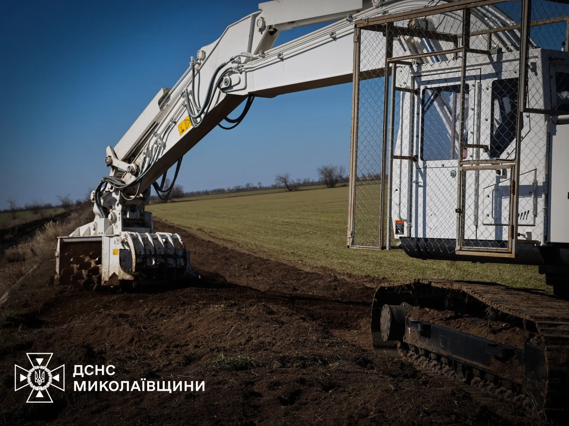 ДСНС розмінувала майже 200 тисяч гектарів територій від початку повномасштабної війни