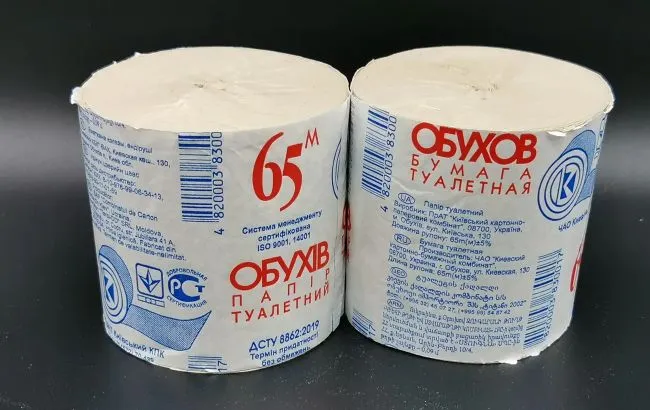 Найбільший виробник туалетного паперу "Обухів" призупинив роботу через атаку РФ