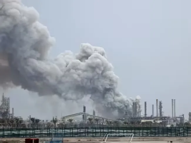 Іран атакував нафтопереробний та опріснювальний заводи у Кувейті