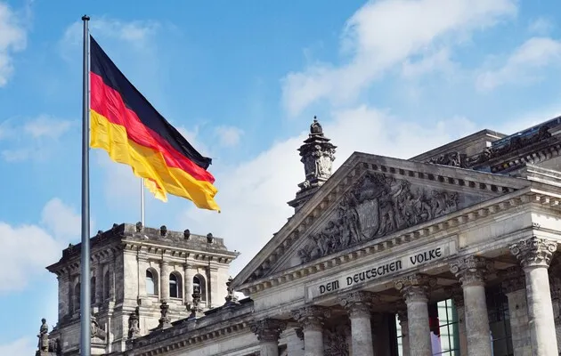 Germany is introducing permits for men to travel abroad for extended periods: what we know