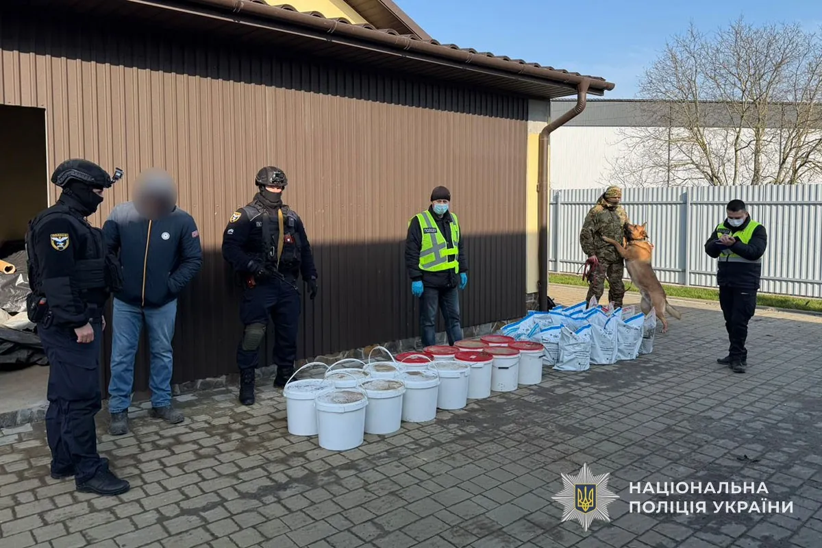 Police have broken up a drug ring operating across seven regions: drugs worth 700 million hryvnias have been seized