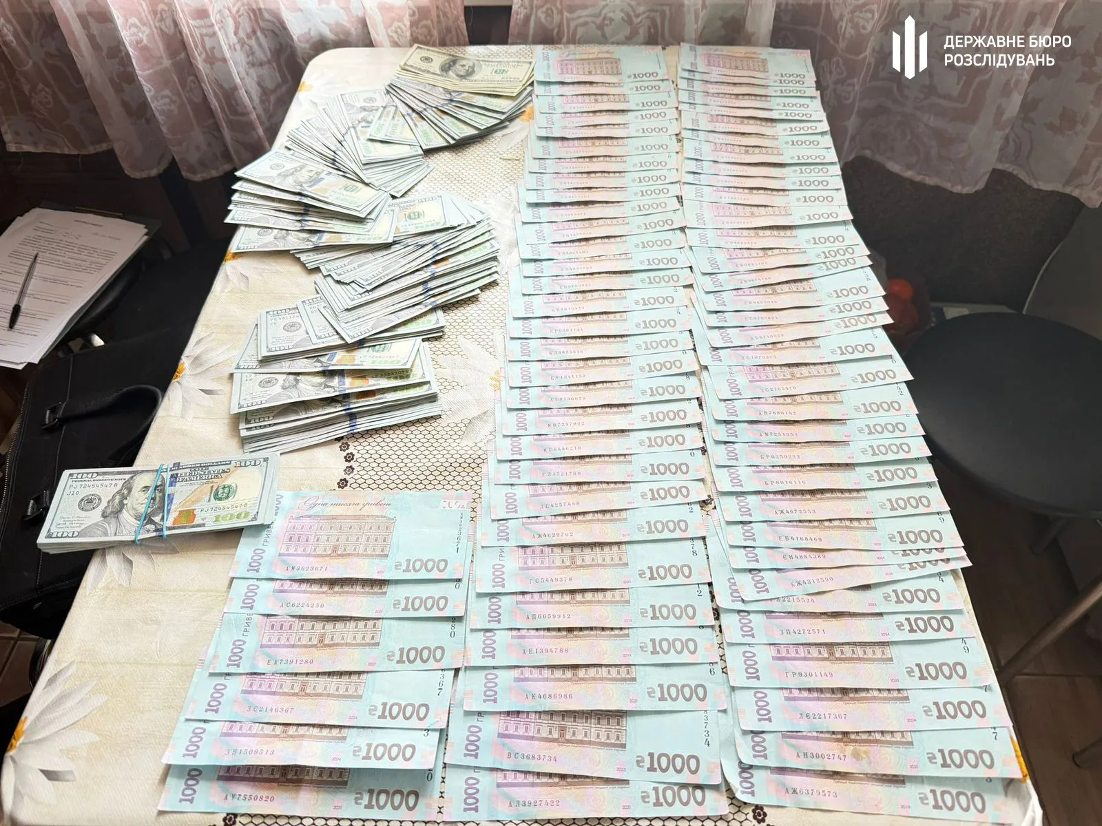 An official from the Territorial Recruitment Centre has been arrested in the Vinnytsia region on suspicion of bribery