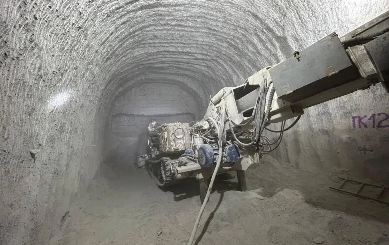 In Zakarpattia, industrial salt mining has resumed after a long break.
