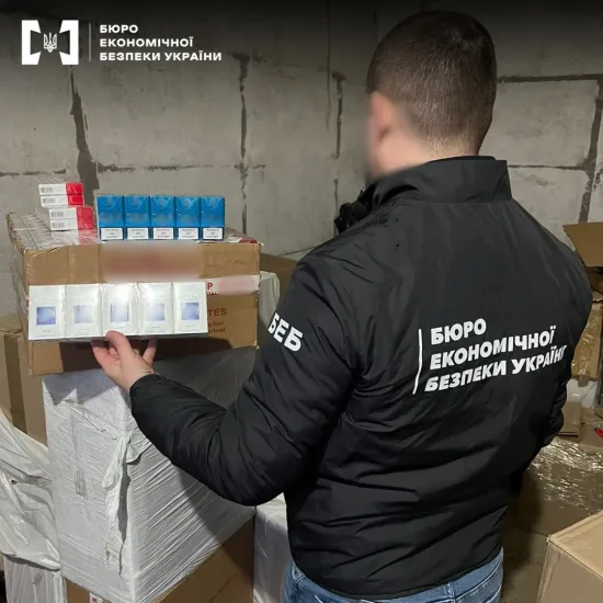 На тлі рекордних втрат бюджету від нелегального ринку сигарет БЕБ не оголосило жодної підозри про контрабанду підакцизних товарів