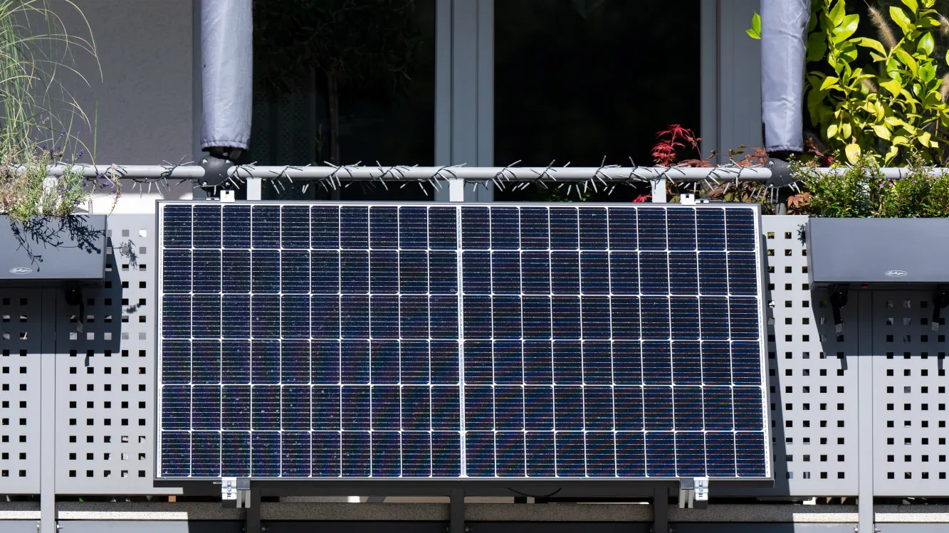 Solar panels that are easy to install are gaining popularity in Europe