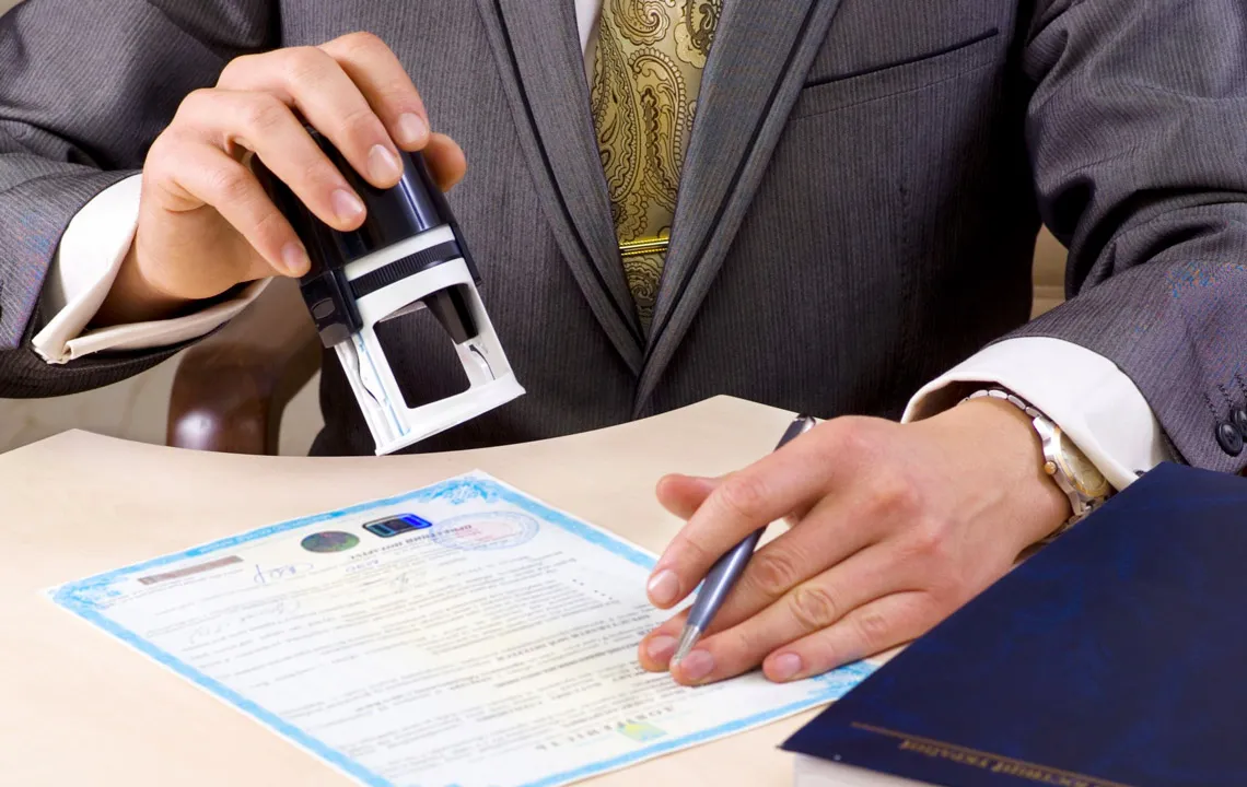 How to draw up a power of attorney abroad: what is required for Ukraine