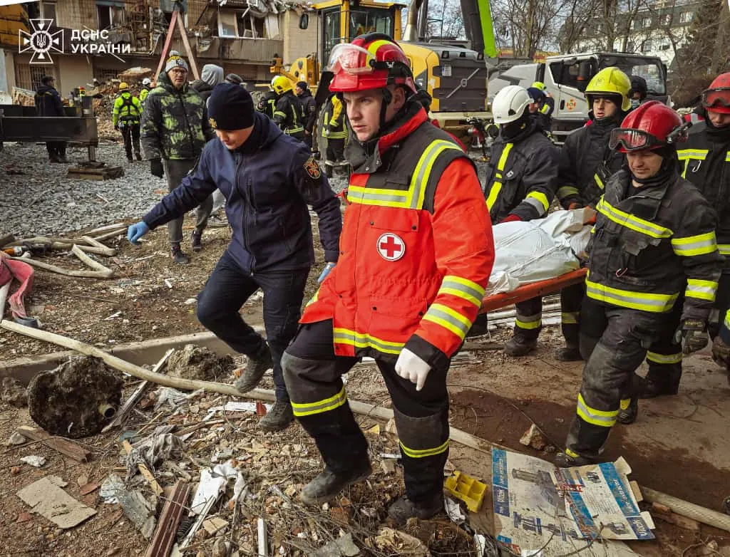 Russians launched 48 missiles and over 470 drones at Ukraine, dozens of victims