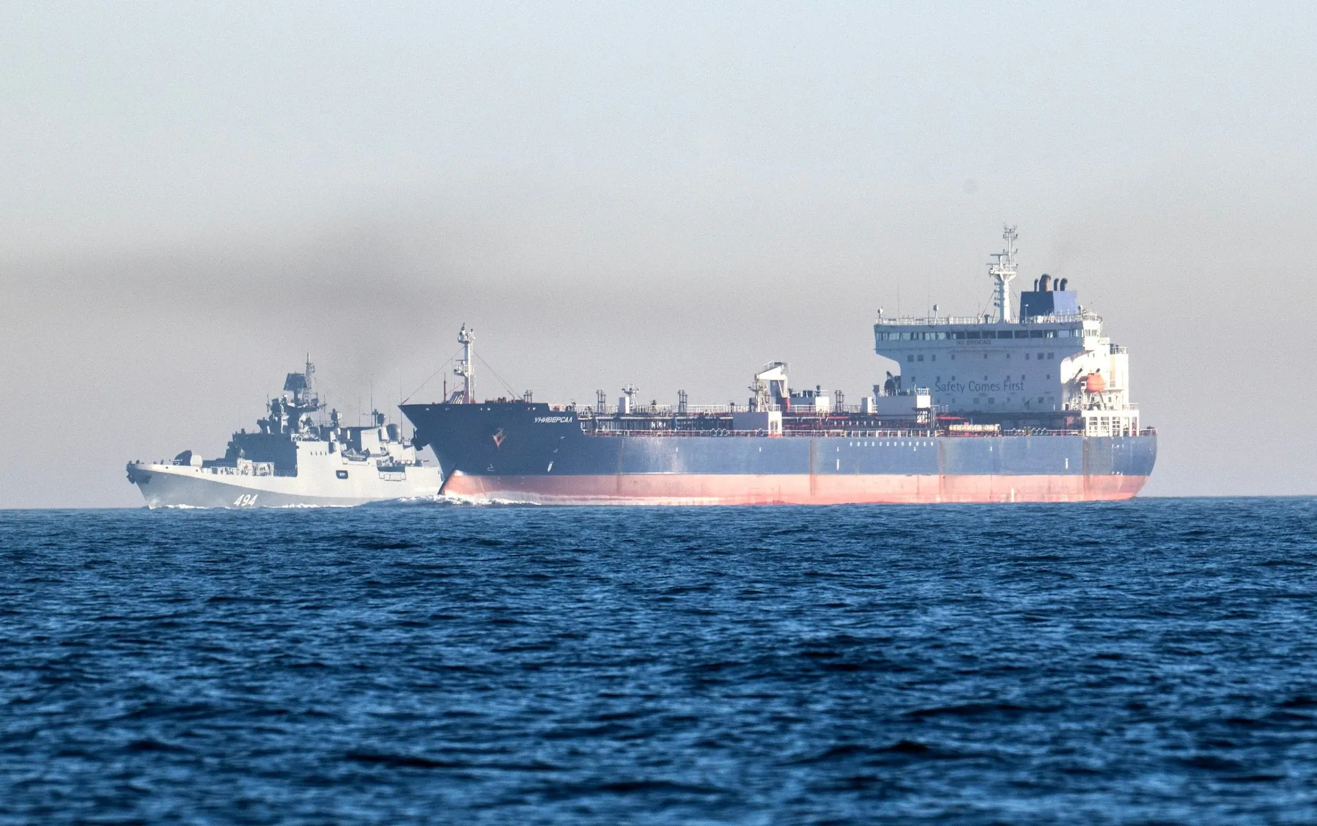 The Russian frigate Admiral Grigorovich escorted the sanctioned tankers across the English Channel 