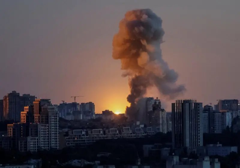 Massive Russian strike on Kyiv