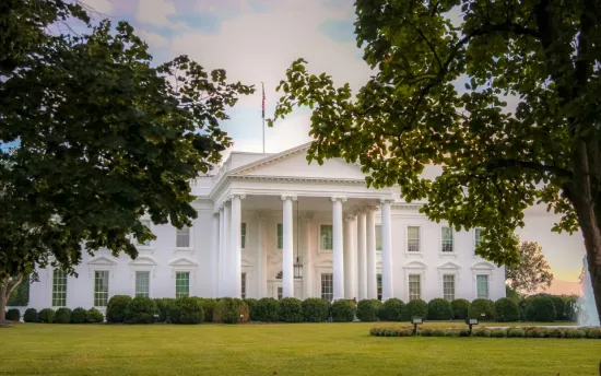 The White House has warned staff of a ban on betting on prediction markets amid the war with Iran