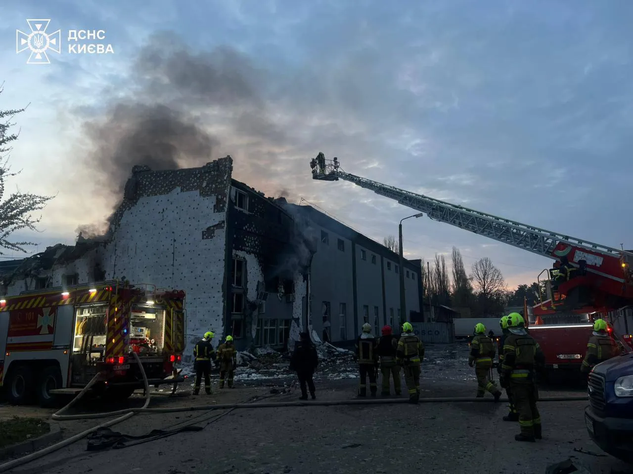 Росія вдарила балістикою по Києву, 5 загиблих та 48 поранених