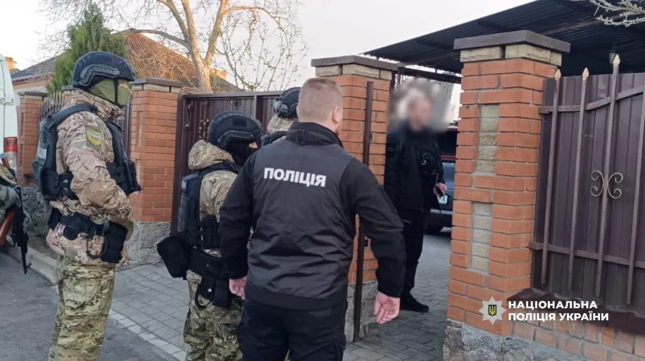 A group suspected of misappropriating the flats of deceased citizens has been uncovered in Kropyvnytskyi