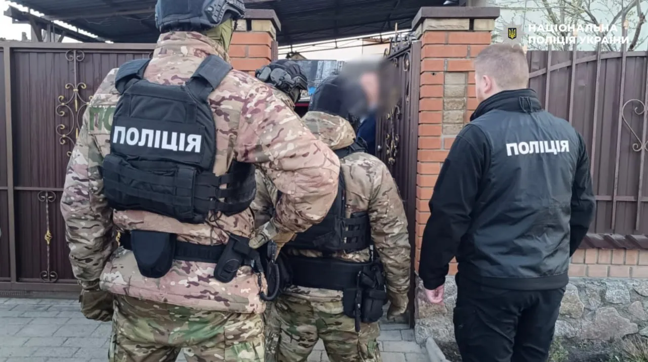 A group suspected of misappropriating the flats of deceased citizens has been uncovered in Kropyvnytskyi