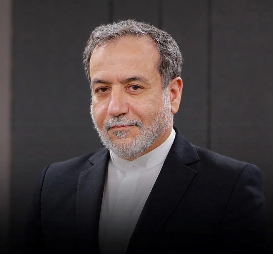 Iran opens the Strait of Hormuz to commercial vessels