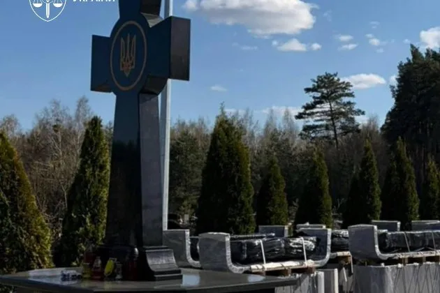 2.8 million hryvnias from the budget were embezzled from the grave crosses of fallen heroes