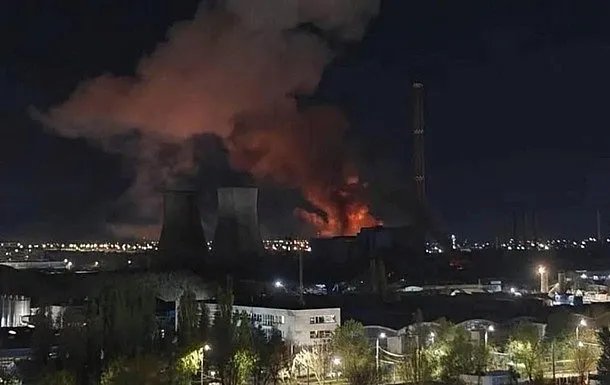 A loud explosion rocked a thermal power station in Bucharest, with dozens of tonnes of oil ablaze