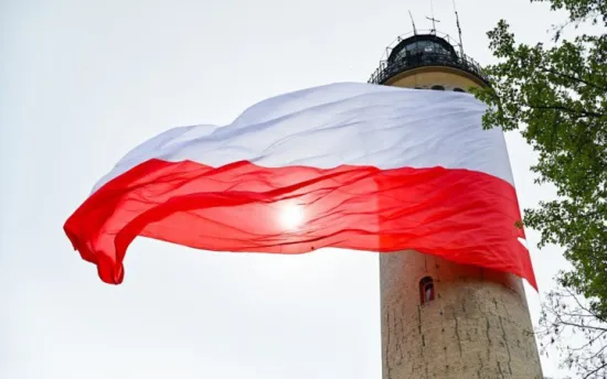 Poland has fined a luxury car dealer for illegally exporting vehicles to Russia