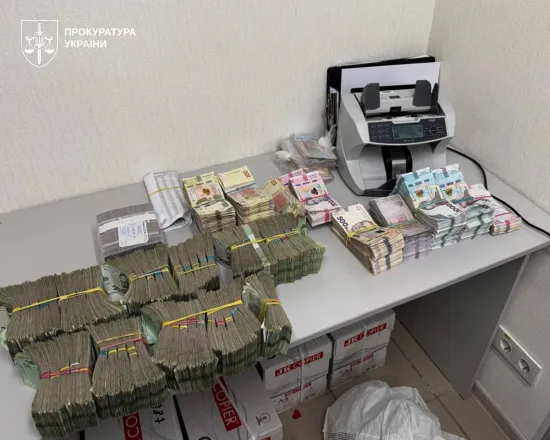 БЕБ викрило схему дроблення бізнесу у торговельній мережі на Полтавщині