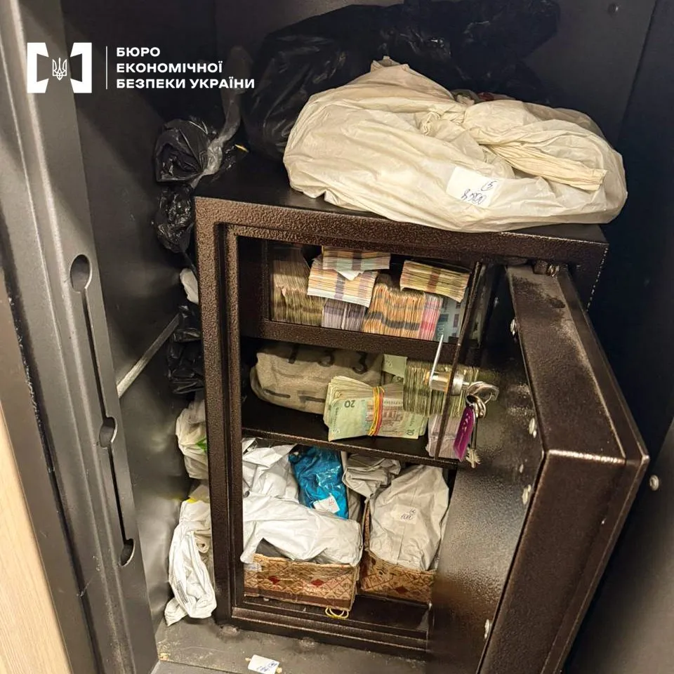 The ESBU has uncovered a scheme to fragment a retail chain in the Poltava region