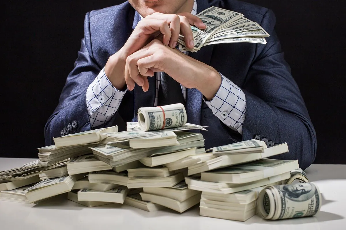 Over the next five years, the number of billionaires worldwide could rise by 25% — The Guardian