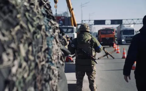 Mobile checkpoints during martial law, document checks and the actions of the TCC