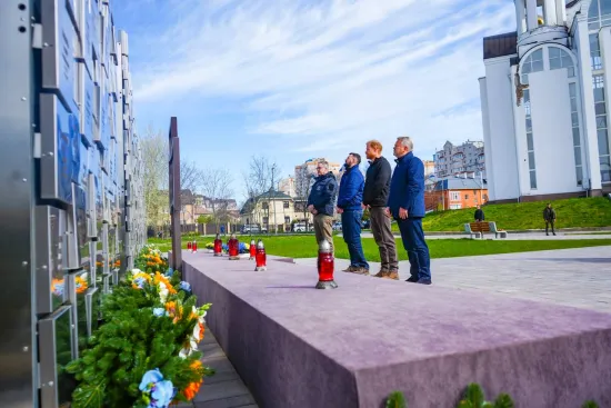 Prince Harry visited Bucha and paid tribute to those who lost their lives