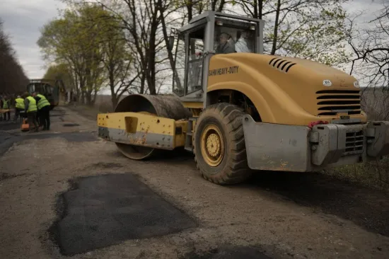 Ремонт доріг в Україні: названо терміни завершення робіт