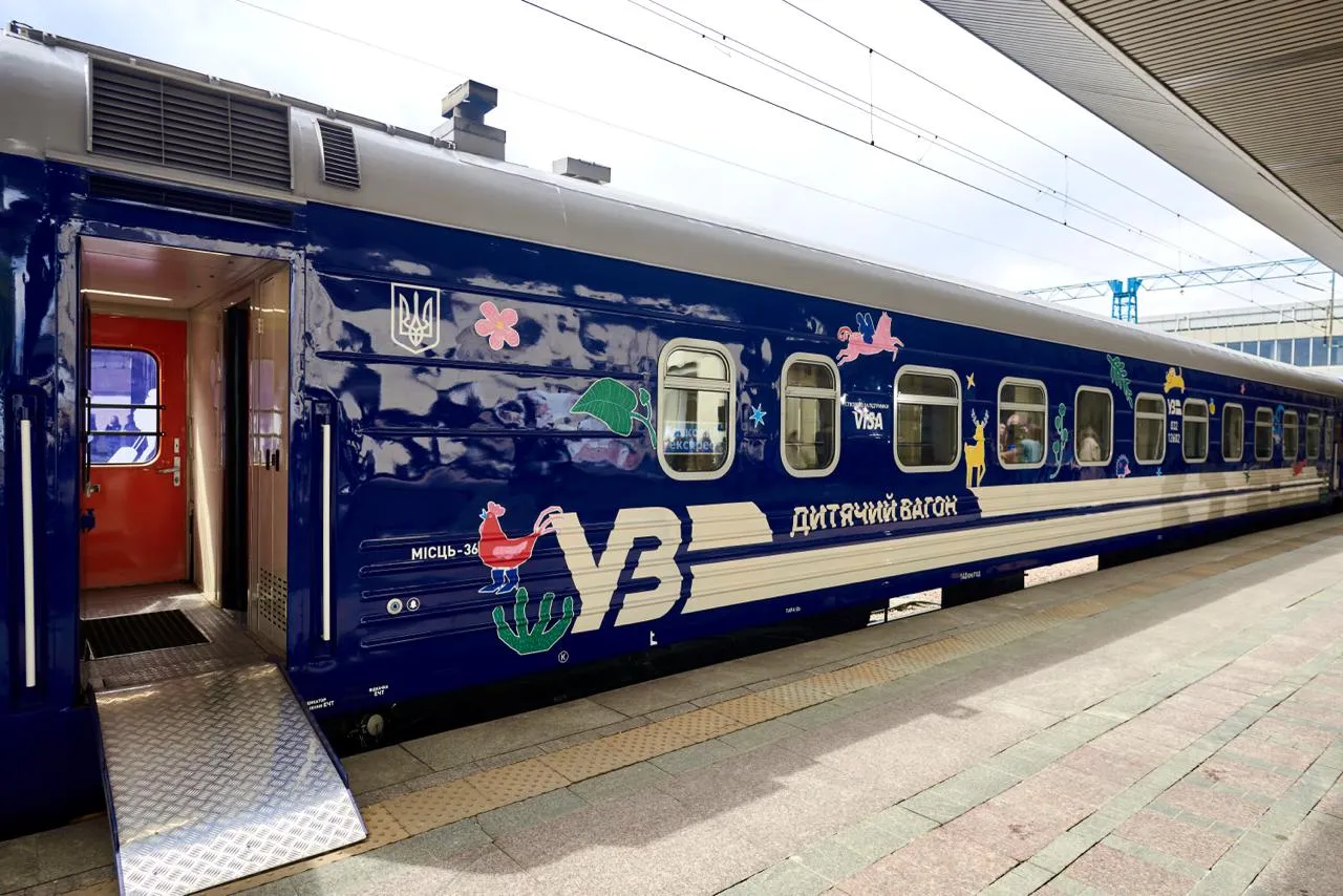 Comfort for little ones: Ukrainian Railways launches new children’s carriages