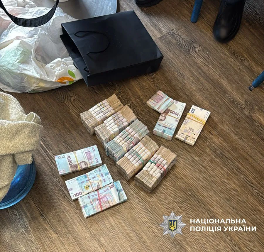 The National Police have arrested suspects who laundered nearly 580 million hryvnias from defence contracts