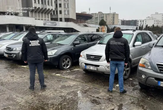 Scheme to Resell Humanitarian Vehicles: Charity Foundation Leader Among Those Involved